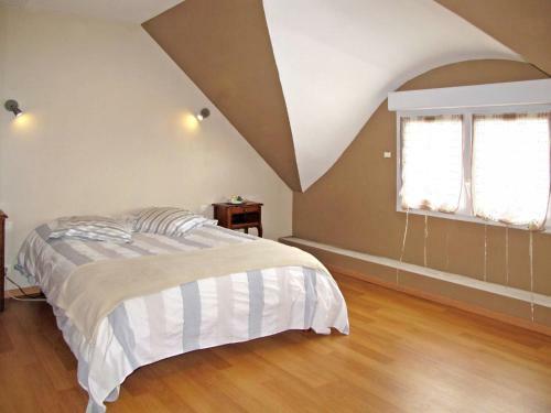 Holiday Home Dans La Prairie (Cez404)