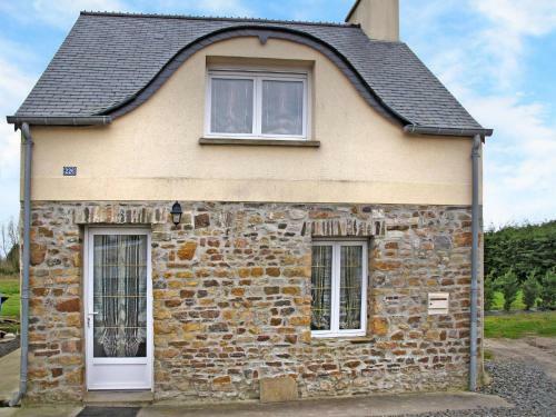 Holiday Home Dans La Prairie (Cez404)