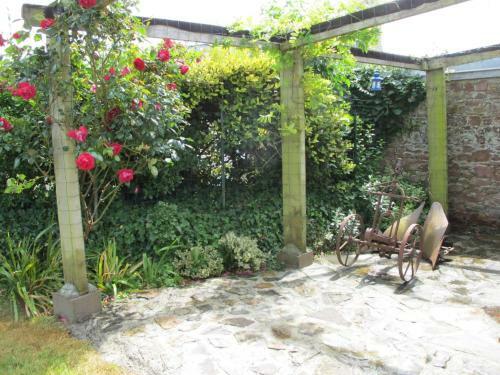 Ferienhaus Cr�ances 400s