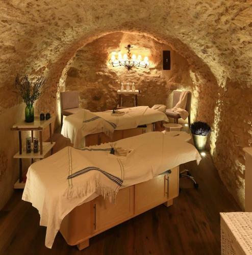 Hotel Crillon Le Brave