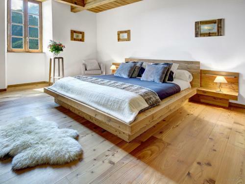 Chalet Ladroit - Ovo Network
