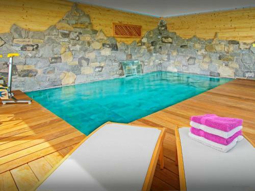 Lodge La Source - Ovo Network