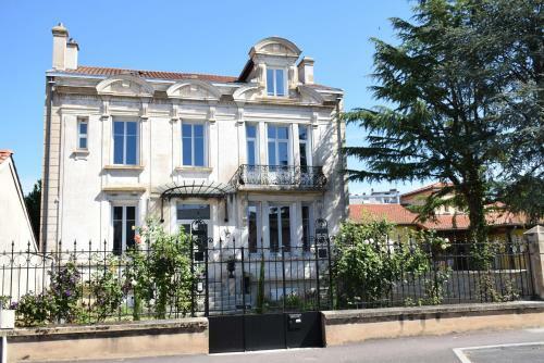 Hostal Clochi-clocha