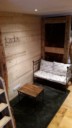 Hostal G�te De La Lignarre