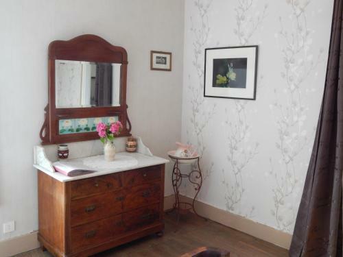 Hostal Maison Brocant'elle