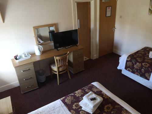 Ferns Hotel/palms Leisure