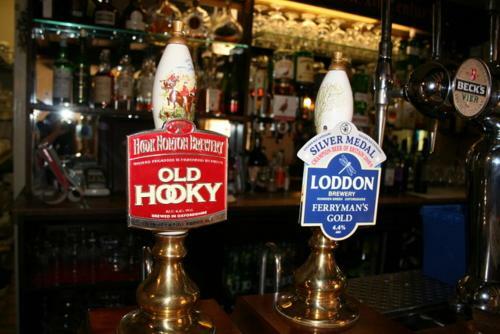 Posada The Coach & Horses Inn