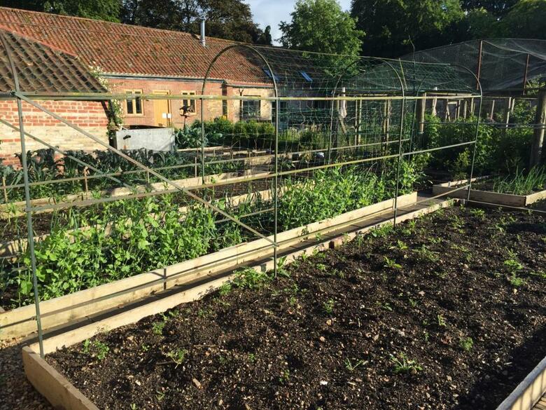 Bed & Breakfast Chippenham Park Kitchen Garden Rooms