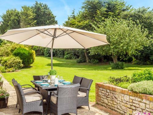 The Farm House, Chippenham