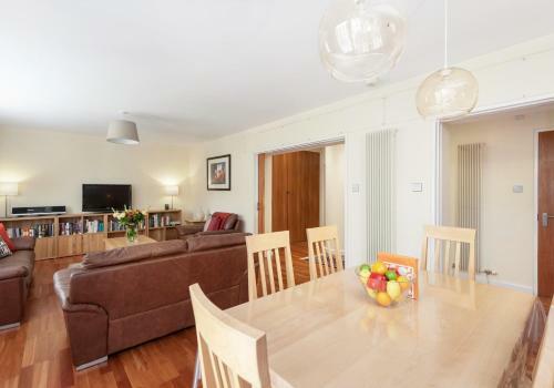 Apartamento The Holyrood Road Residence