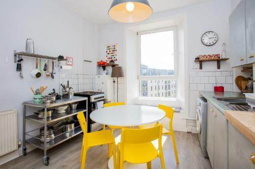 Apartamento 1 Bedroom Flat Sleeps 4 In Central Edinburgh