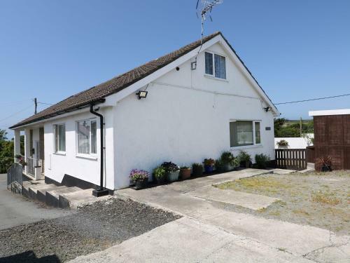 Abersant Cottage, Holyhead