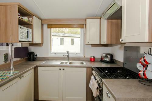 Caravan Holidays Hopton
