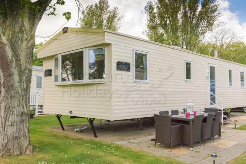 Caravan Holidays Hopton