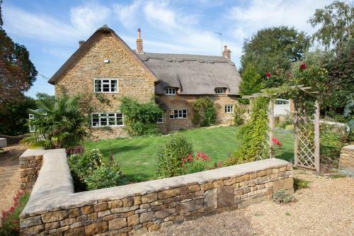 Crooked Cottage