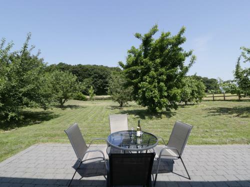 Orchard Cottage, Holywell