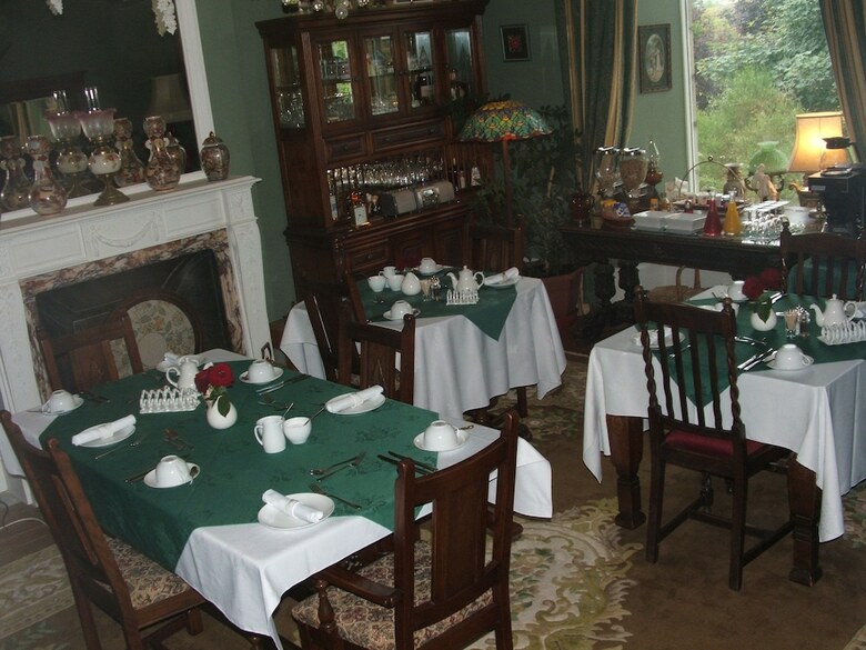 Hostal Disblair House