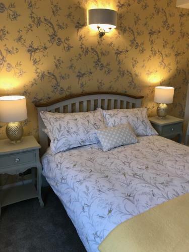 Bed & Breakfast Holden House