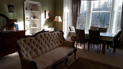 Broadmeadows Farmhouse B&B