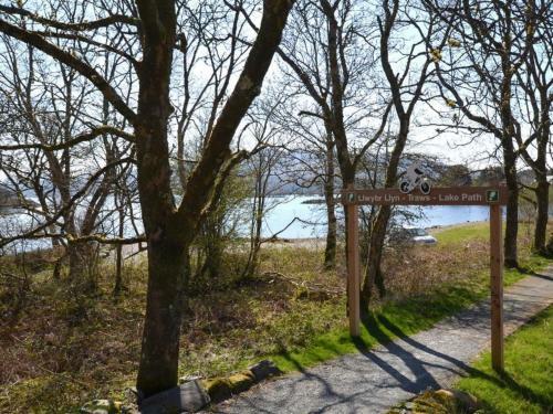 Holiday Home Llyn View Cottage