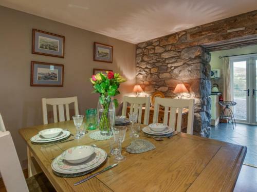 Holiday Home Uwch Yr Wnion