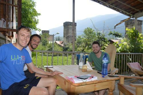 Hostal Ailama Guesthouse