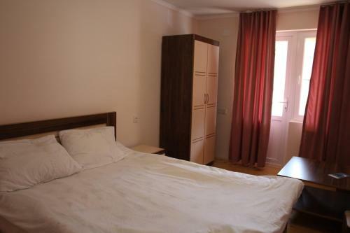 Hostal Guesthouse "girgvliani"