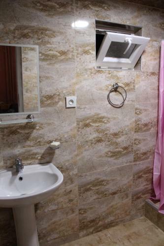 Hostal Guesthouse "girgvliani"