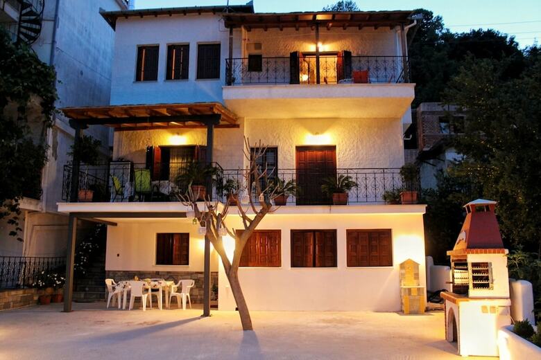 House Of Gardenia