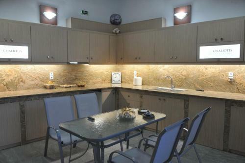 Chaliotis Apartments