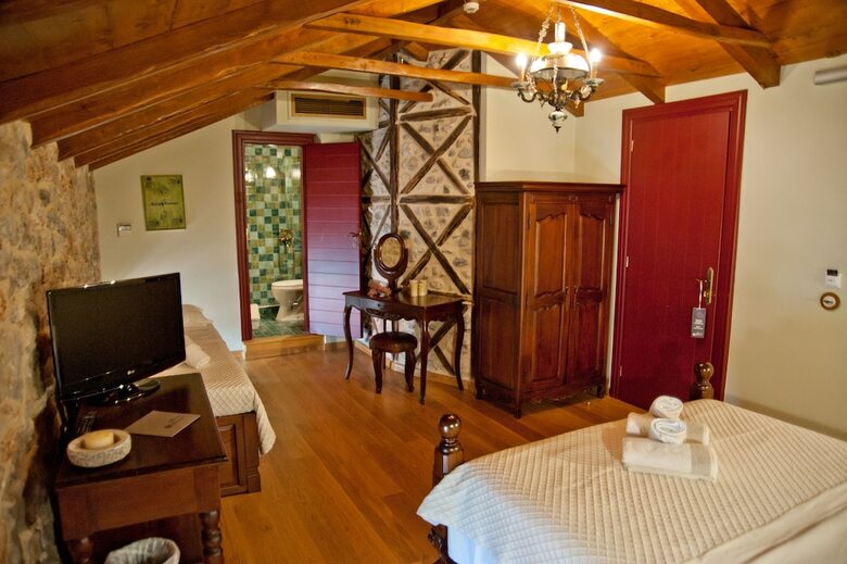 Hotel Archontiko Hatzipanayioti