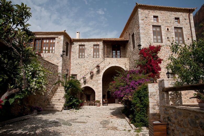 Hotel Archontiko Hatzipanayioti