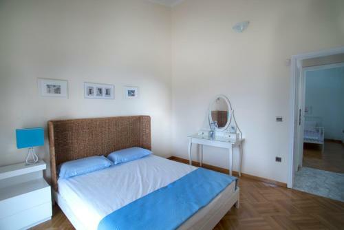 Villa Corina Near The Airport