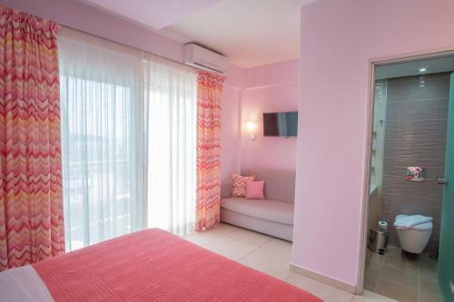 Hotel Whitesands Beach Resort