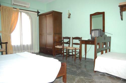 Arolithos Traditional Village Hotel