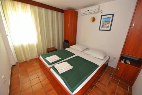 Hostal Guest House Christina