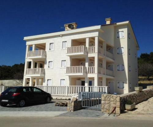 Apartments Caska IV