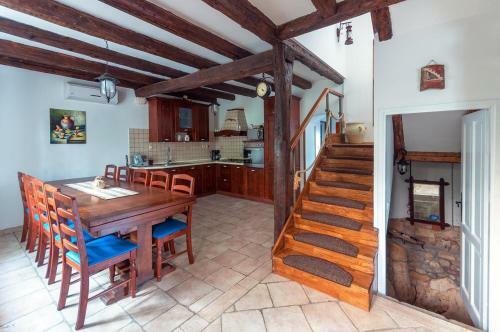 Luxury Villa With A Swimming Pool Punta Kriza, Cres - 3488