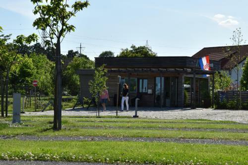 Zagreb Camp Bungalows