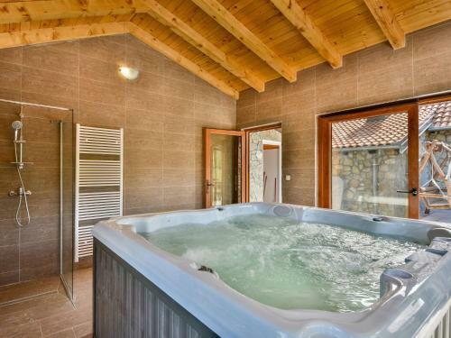 Holiday Home Villa Velebita