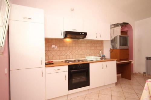 Apartments By The Sea Nevidjane, Pasman - 8273
