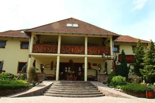 Camelot Club Hotel