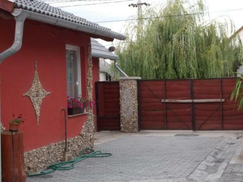 Hostal S�rkeszi Vend�gsz�ll�