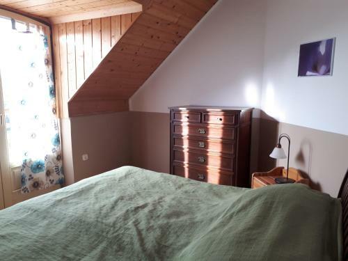 Bed & Breakfast Hegyh�t - Izm�ny �d�l?h�z