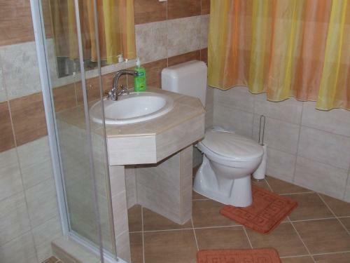 Hostal Meggyes Vend�gh�z