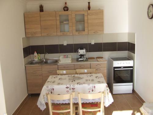 Hostal Meggyes Vend�gh�z