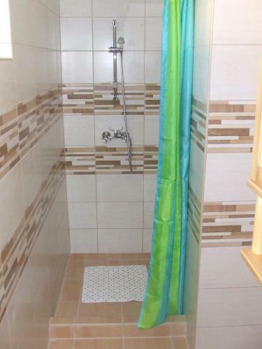 Hostal Meggyes Vend�gh�z