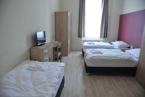 Hostal Piros Arany Panzi� Kalocsa