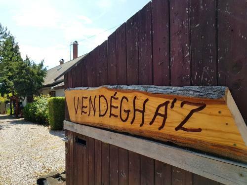 Hostal K�ti Vend�gh�z