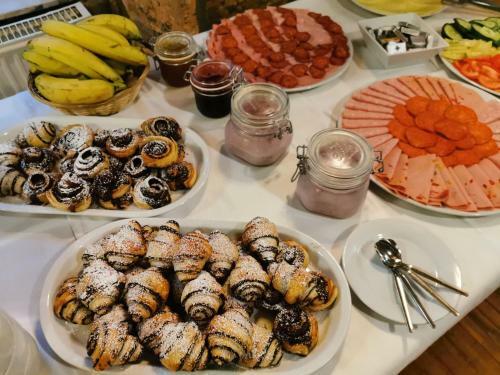 Bed & Breakfast Publo �tterem �s Panzi�